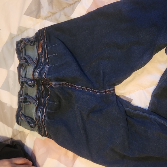 Magic Colombian Jean - Picture 4 of 5